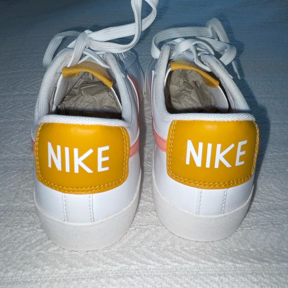 Nike low top sneakers